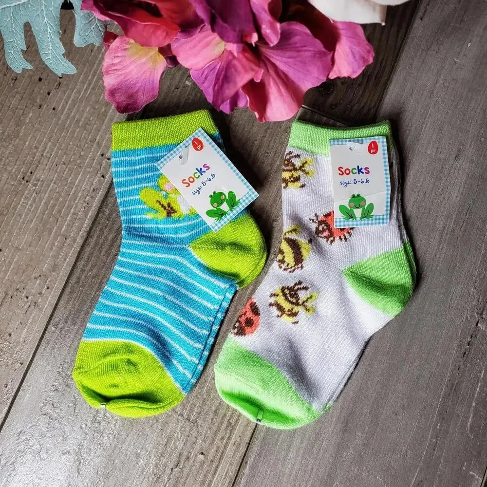 NWT 2 Pairs of Baby Socks - Bugs and Frogs - Size 5-6.5 Baby Walker
